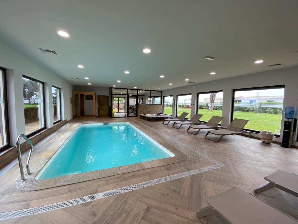 Hotel La Lagune Lucciana  Eksteriør bilde